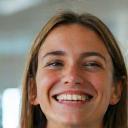 Sofía M., disfrutando su aprendizaje de inglés